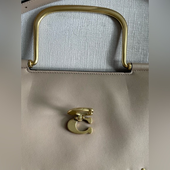 Coach Ellie Crossbody with Rivets 76912 Glovetanned leather - Picture 10 of 16